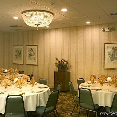 Forest Park Hotel 